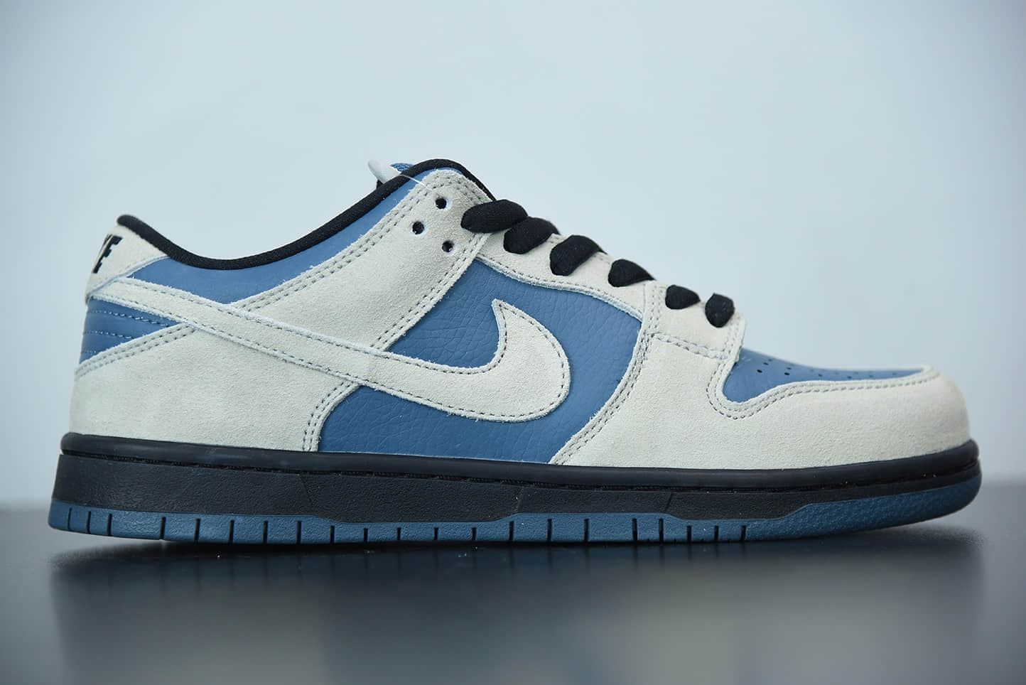 耐克Nike Dunk SB Low pro 王一博同款灰蓝配色波多尔蓝白低帮板鞋纯原版本 货号：BQ6817-200