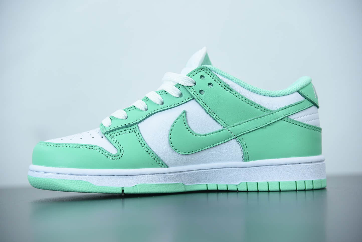耐克Nike Dunk Low ＂Green Glow＂ 蒂芙尼低帮休闲文化鞋纯原版本 货号：DD1503-105