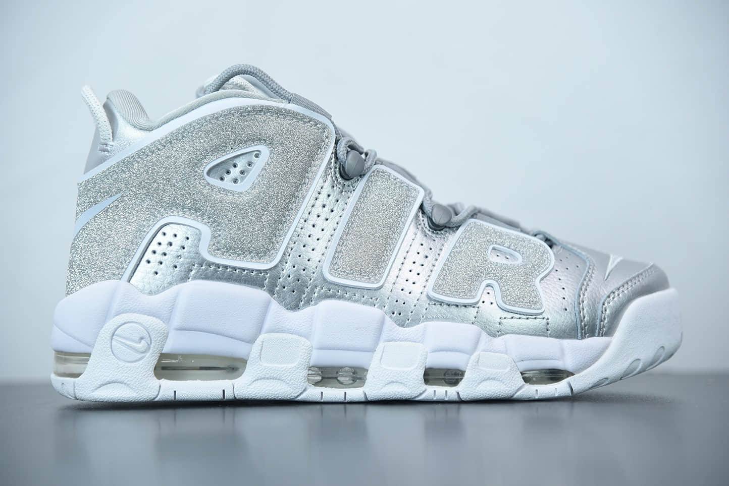 耐克Nike Air More Uptempo OG 皮蓬系列“大AIR” 闪亮金属银篮球鞋纯原版本 货号：917593-003