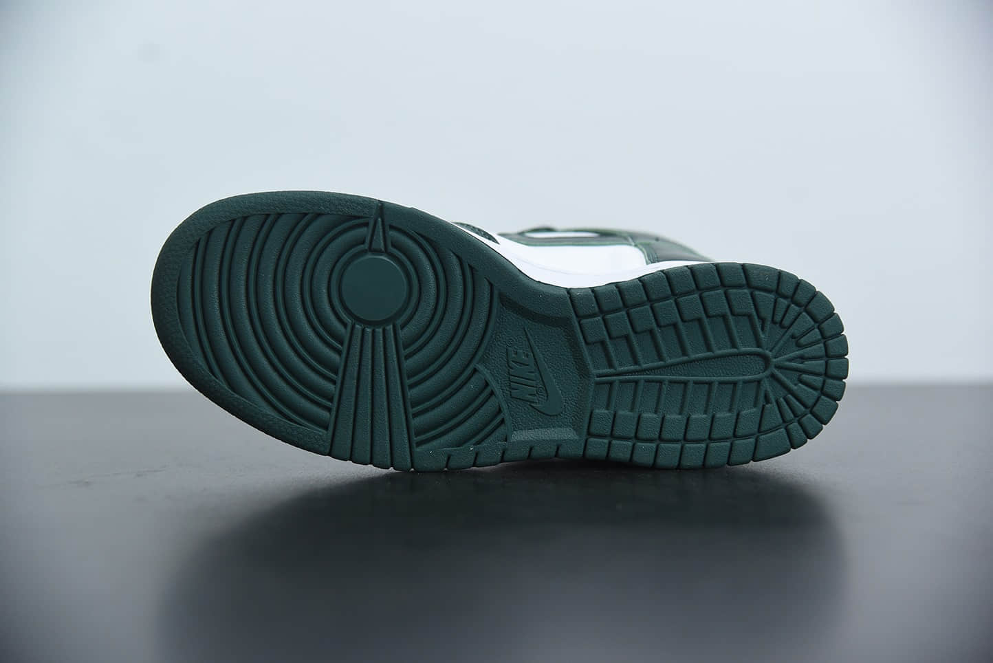 耐克Nike Dunk High SP Pro Green 2020复刻橄榄绿牛油果高帮滑板鞋纯原版本 货号：CZ8149-100