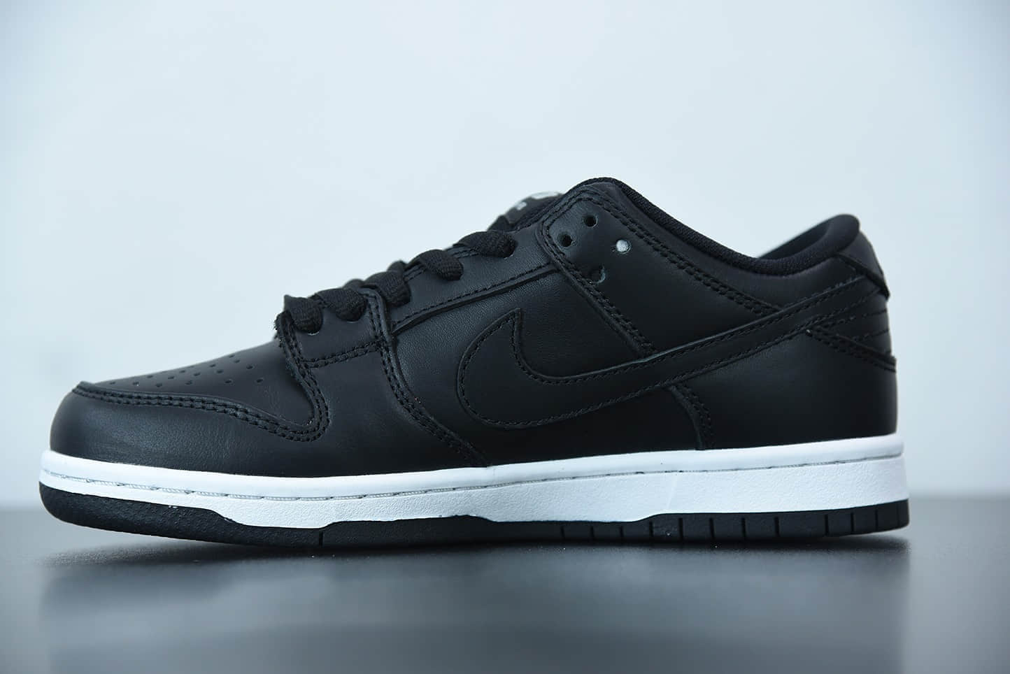 耐克Nike SB Low Dunk 黑白经典低帮文化休闲板鞋纯原版本 货号：CV1727-001