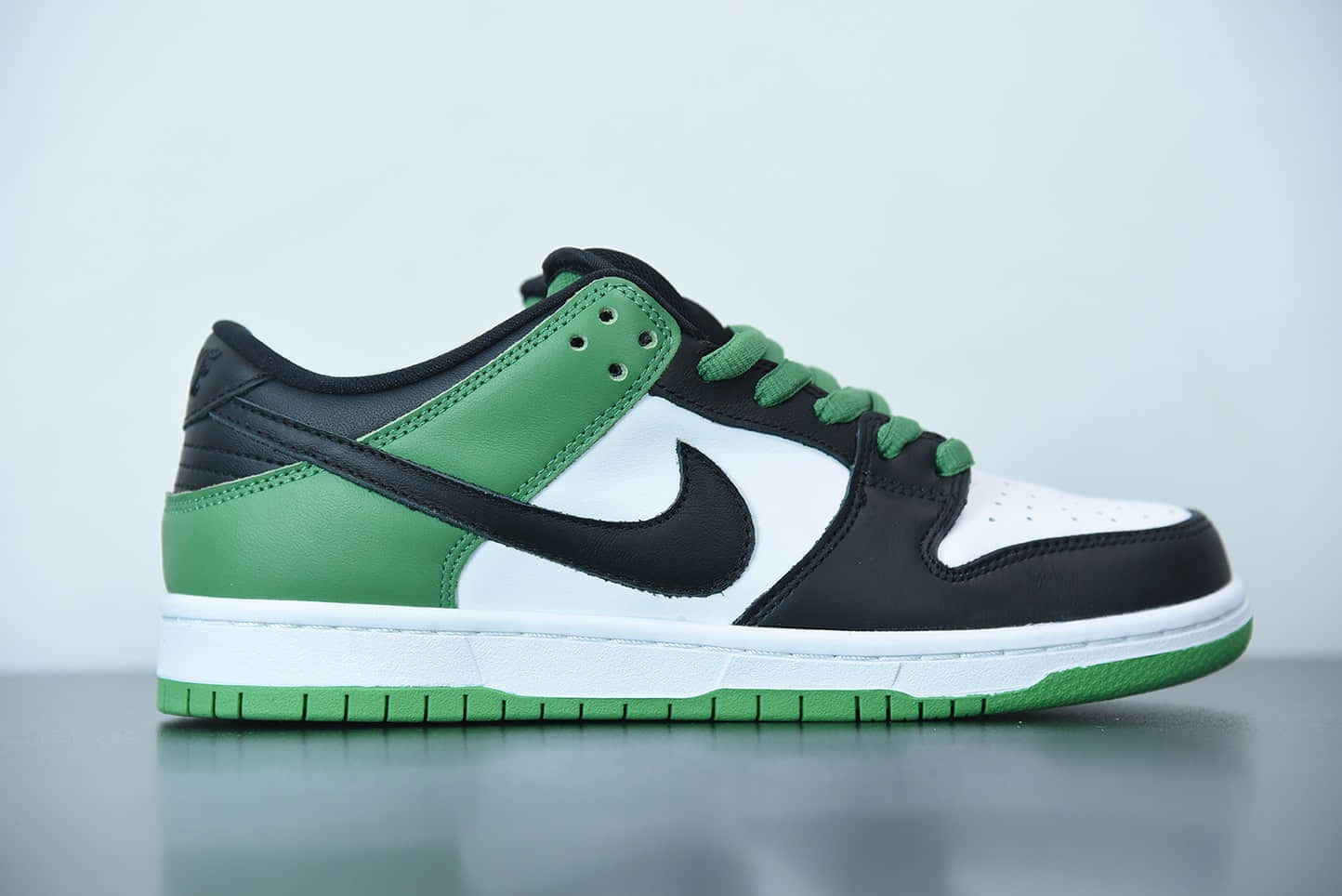 耐克Nike SB Dunk Low Classic Green黑白绿脚趾扣篮系列低帮休闲运动滑板板鞋纯原版本 货号：BQ6817-302