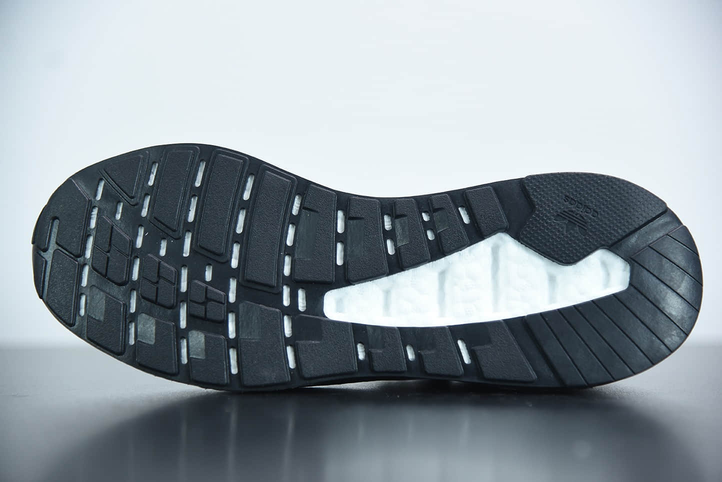 阿迪达斯Originals ZX 2K Boost 联名款黑白橙易烊千玺同款爆米花休闲鞋纯原版本 货号：FY5724