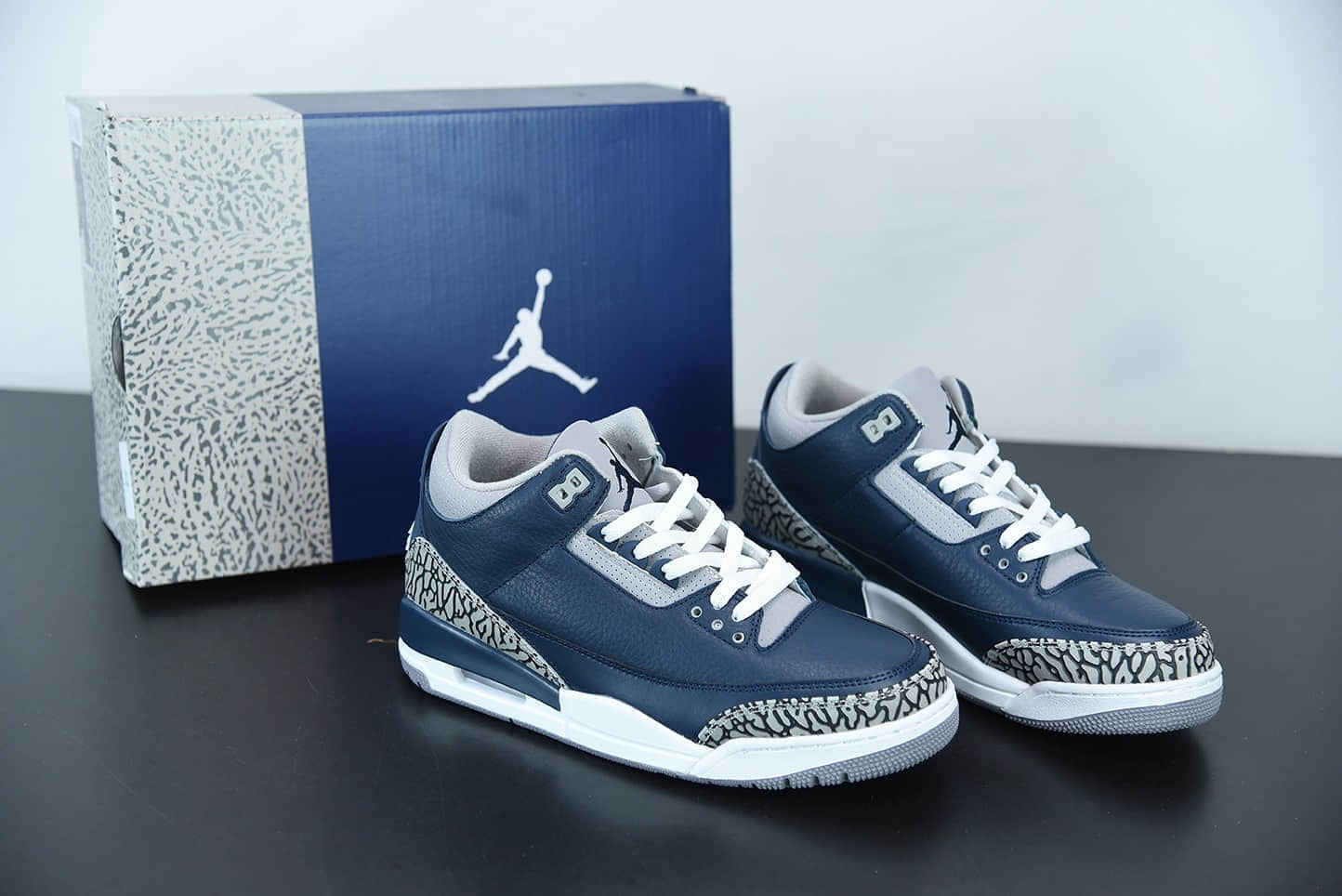 乔丹Air Jordan 3 “Midnight Navy” 午夜蓝爆裂纹配色篮球鞋纯原版本 货号：CT8532-401