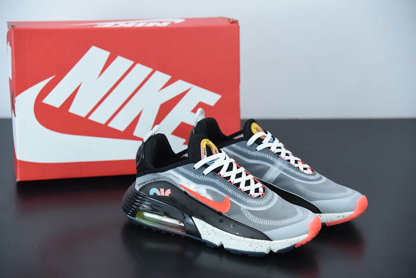 耐克Nike Air Max 2090灰红半掌气垫跑步鞋纯原版本 货号：DD8497-160