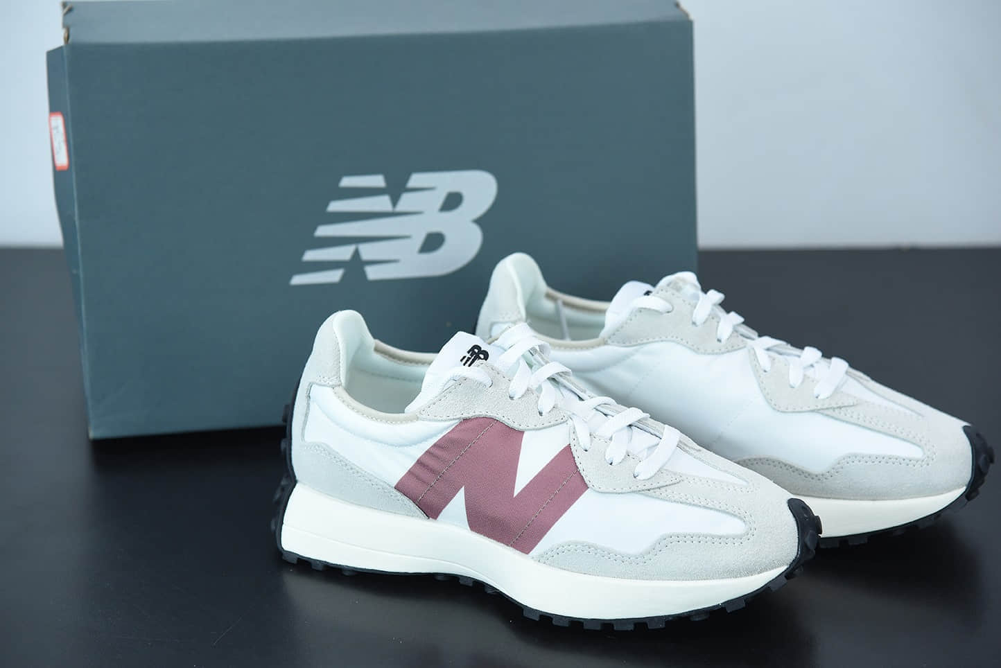 新百伦New balance MS32系列灰白红标复古休闲运动慢跑鞋纯原版本 货号：WS327CD