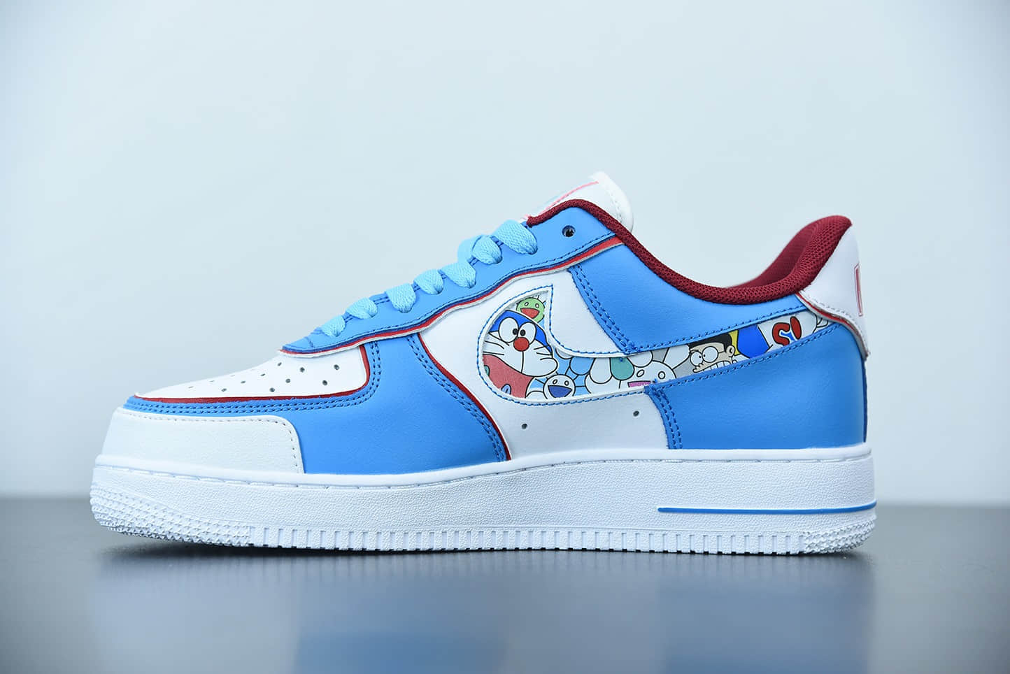耐克Doraemon x Nike Air Force 1哆啦A梦联名空军一号低帮运动休闲板鞋纯原版本 货号：BQ8988-106