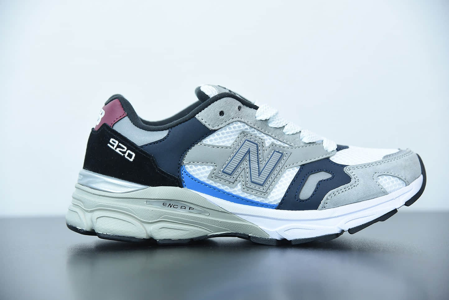 新百伦New Balance M920NBR NB920 白蓝灰美产复古跑鞋纯原版本  货号：M920NBR