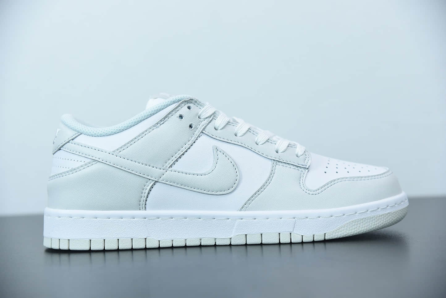 耐克Nike WMNS SB Dunk LowPhoton Dust白灰烟灰雾霾配色扣篮系列低帮休闲运动滑板鞋纯原版本 货号：DD1503-103