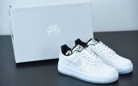 耐克Nike Air Force 1白灰裸眼3D空军一号低帮休闲运动板鞋纯原版本 货号：CW5909-100