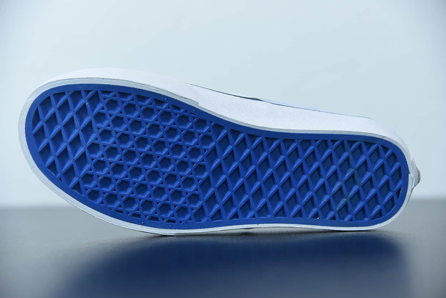 万斯Vans Authentic Lx奶蓝白蓝低帮硫化板鞋纯原版本 货号： VN0003B9IWC