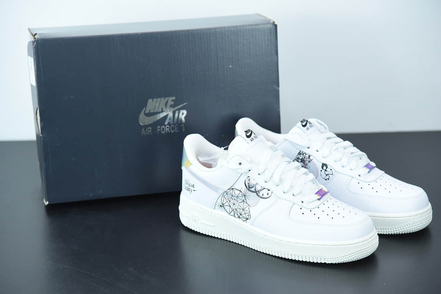 耐克Nike Air Force 1 Low '07 涂鸦空军一号低帮百搭休闲运动板鞋纯原版本 货号：DM5447-111