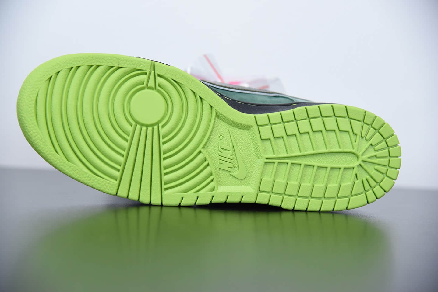 耐克Concepts x Nike SB Dunk Low 绿龙虾扣篮系列低帮板鞋纯原版本 货号：BV1310-337