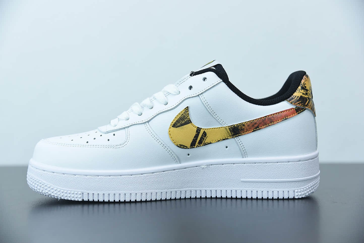 耐克Nike Air Force 1 Low 空军一号扑克牌鬼脸彩绘休闲运动板鞋纯原版本 货号：DM7578-100