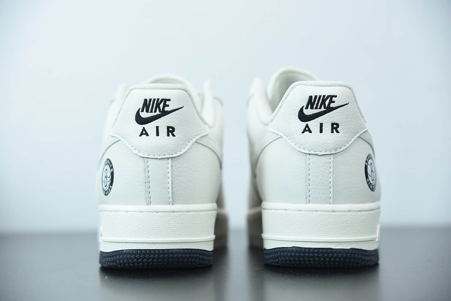 耐克 Nike Air Force 1 Low '07 “米黑白”布鲁克林篮网城市限定低帮空军一号休闲板鞋纯原版本 货号：CT1989-107