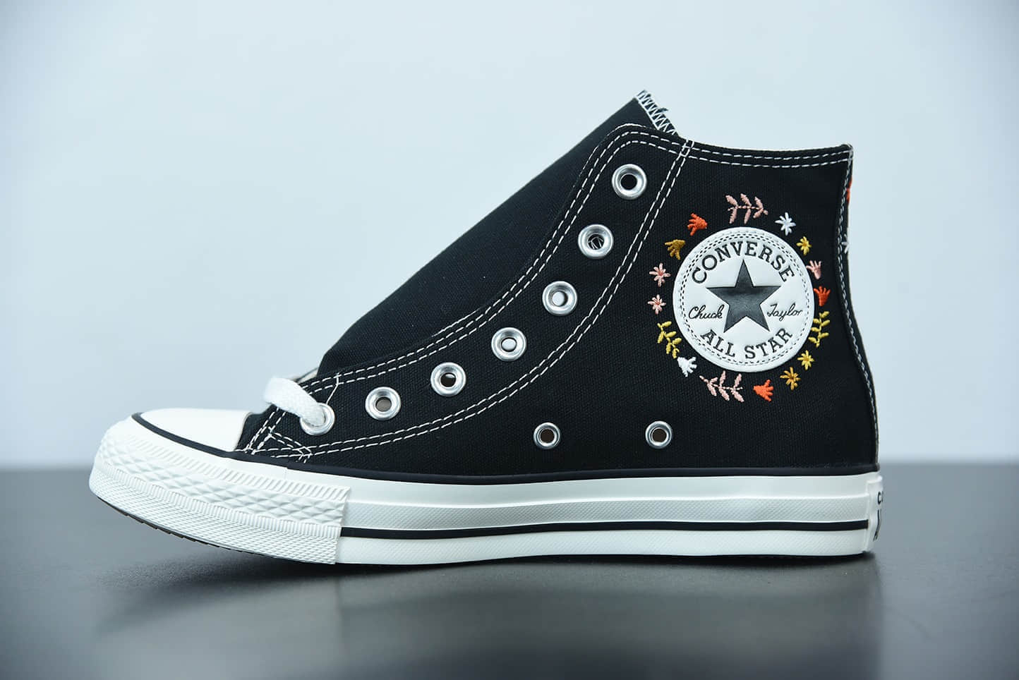 匡威Converse Chuck Taylor All Star 梦幻之履高帮休闲板鞋纯原版本 货号： 571081C
