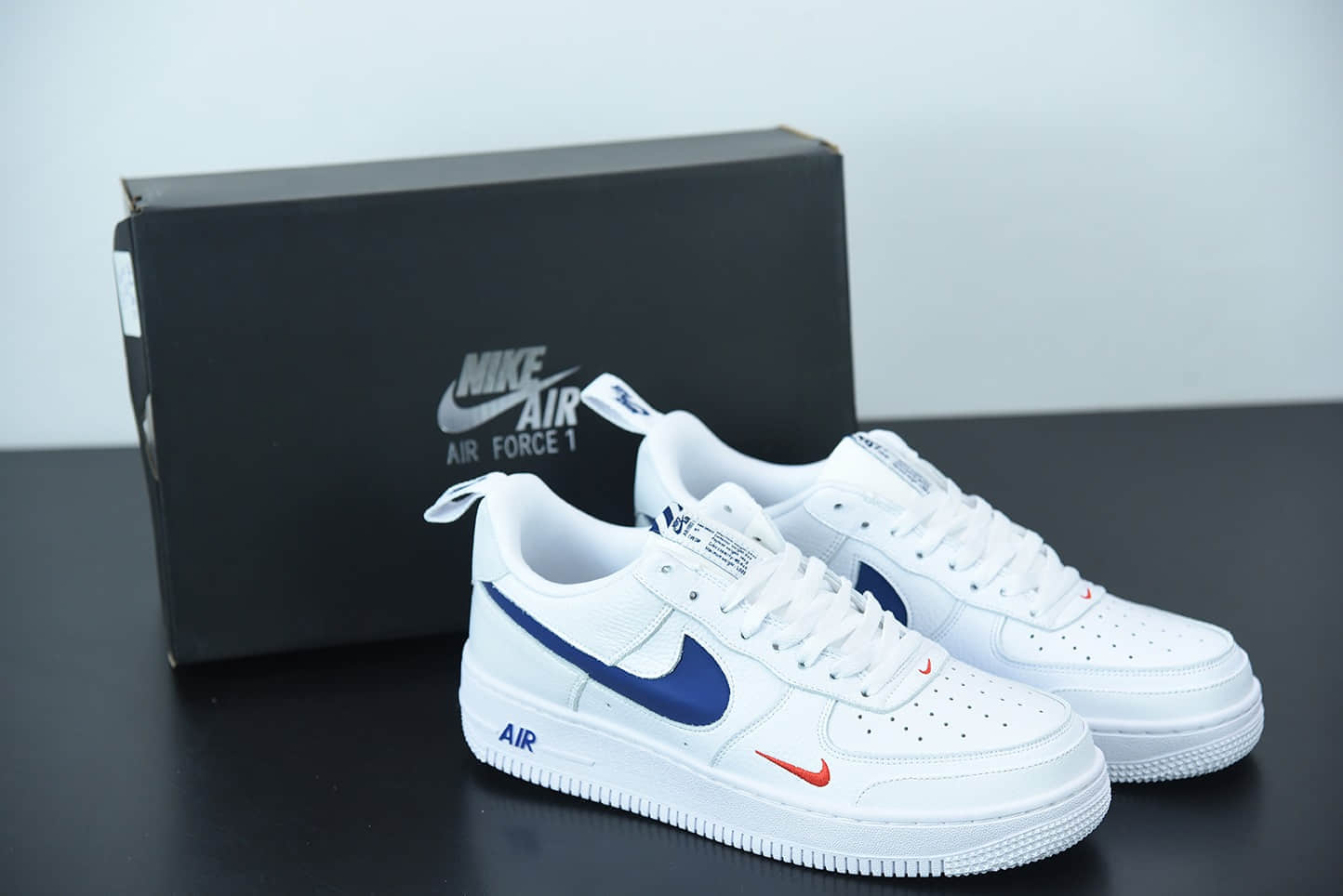 耐克Nike Air Force 1 Low 白蓝缝线空军一号低帮百搭休闲运动板鞋纯原版本 货号：CK7213-104
