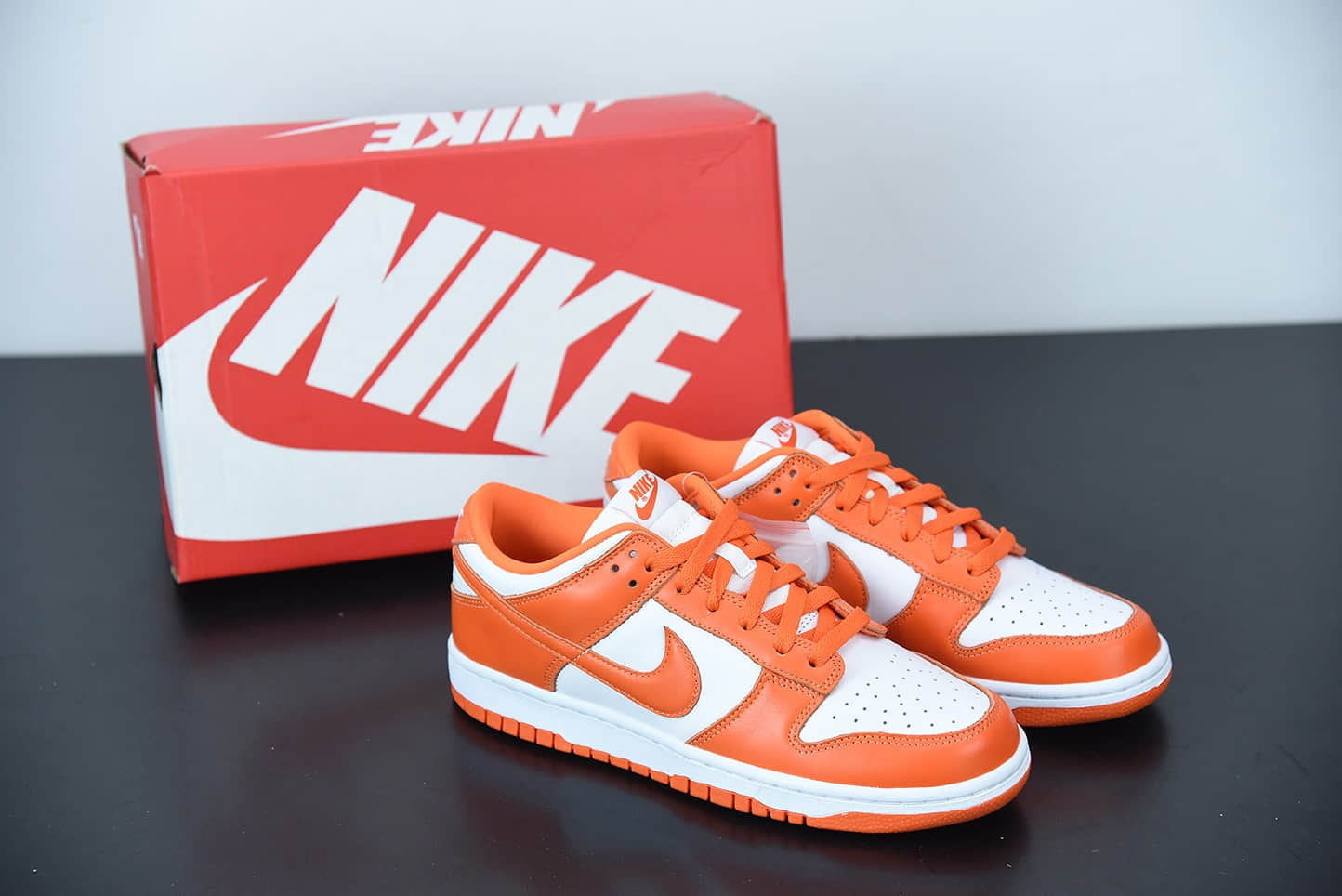 耐克 Nike Dunk SB Low“Syracuse”肯塔基雪城大学白橙低帮滑板鞋纯原版本 货号：CU1726-101