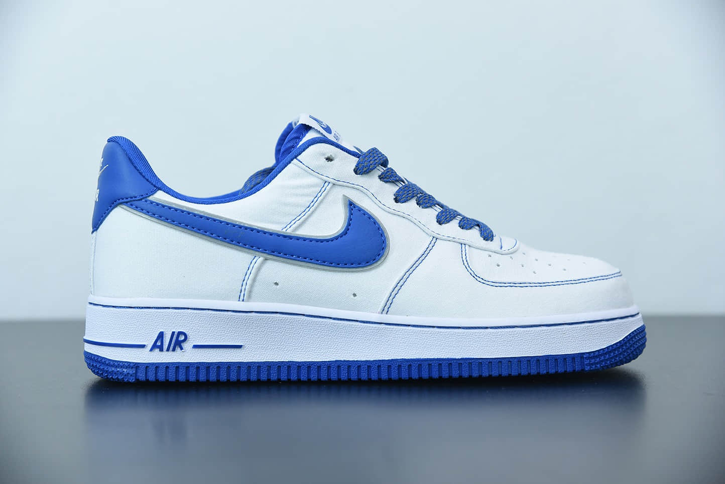 耐克Nike Air Force 1 Low 白蓝缝线帆布3M满天星空军一号低帮百搭休闲运动板鞋纯原版本 货号： CK7213-104