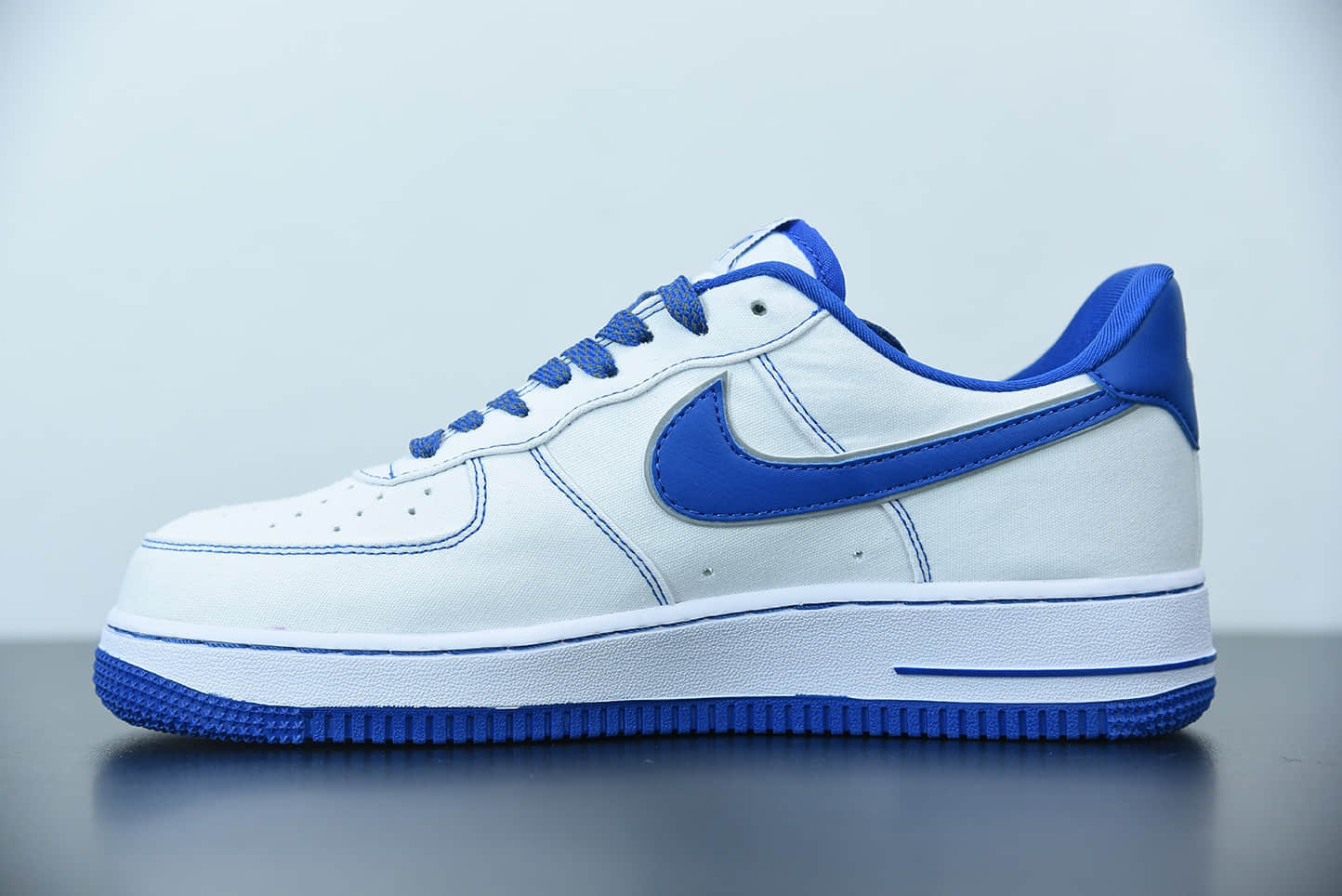 耐克Nike Air Force 1 Low 白蓝缝线帆布3M满天星空军一号低帮百搭休闲运动板鞋纯原版本 货号： CK7213-104