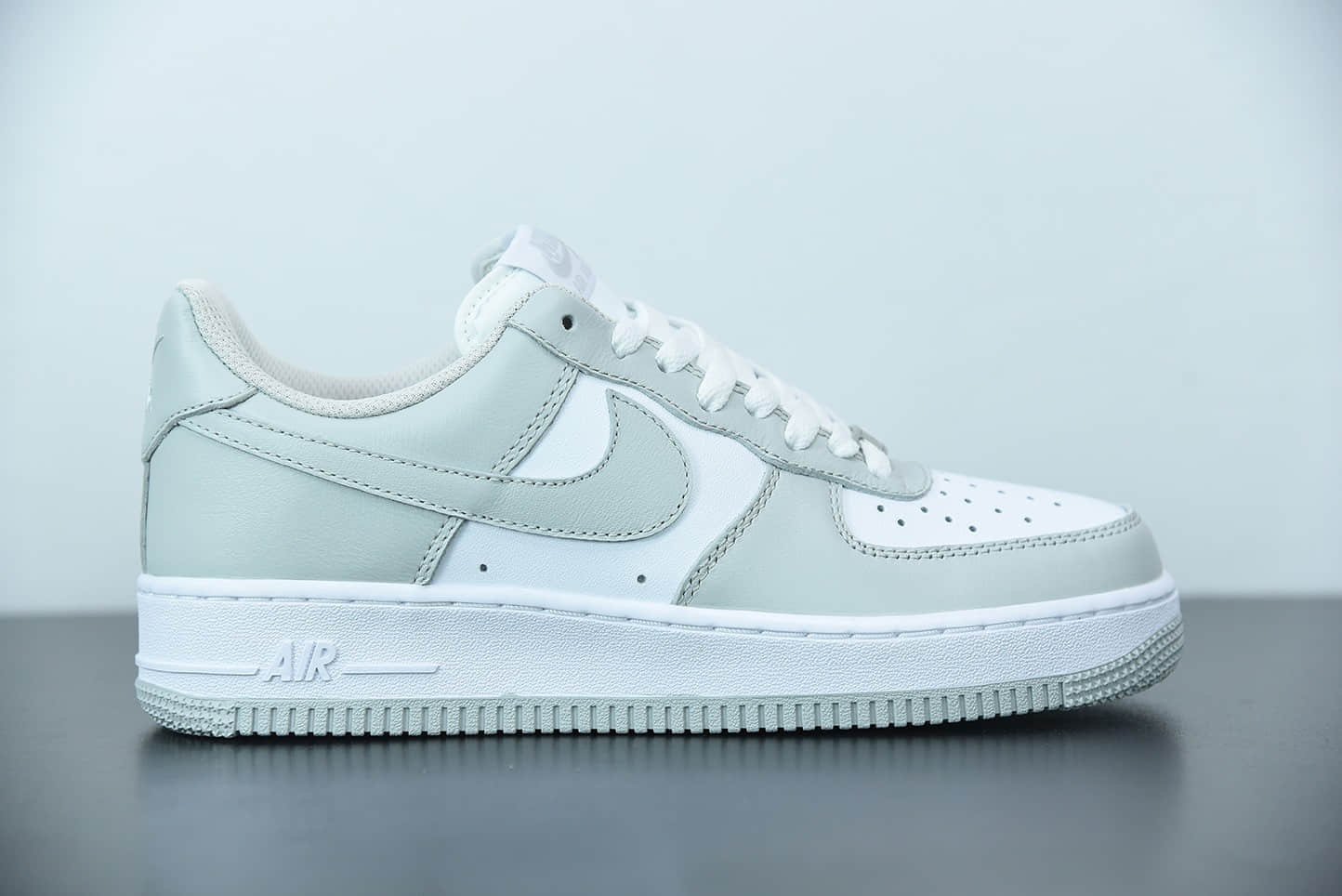 耐克 Nike Air Force 1 '07 “Vast Grey”灰白空军一号低帮休闲板鞋纯原版本 货号：AA1726-201