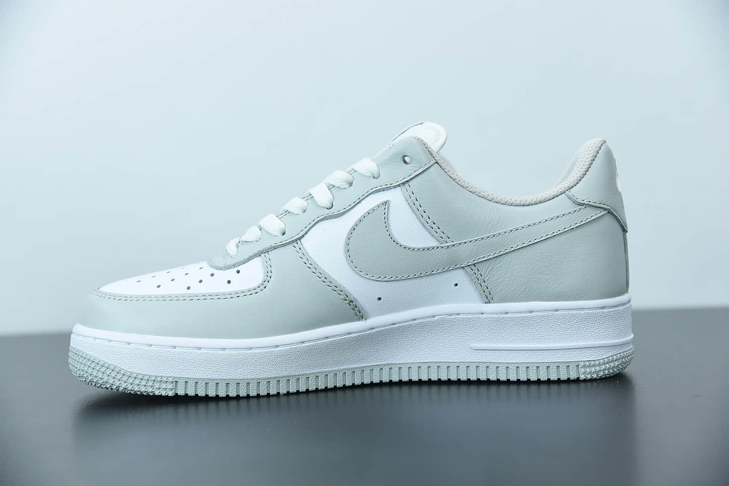 耐克 Nike Air Force 1 '07 “Vast Grey”灰白空军一号低帮休闲板鞋纯原版本 货号：AA1726-201