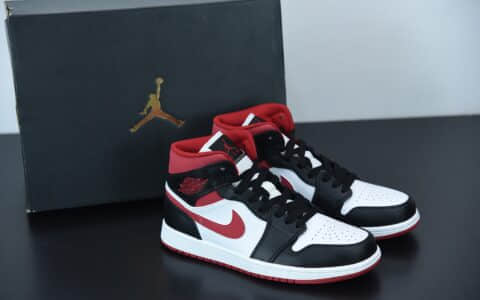 乔丹Air Jordan 1 Mid白红黑中帮复古休闲板鞋纯原版本 货号：554724-122