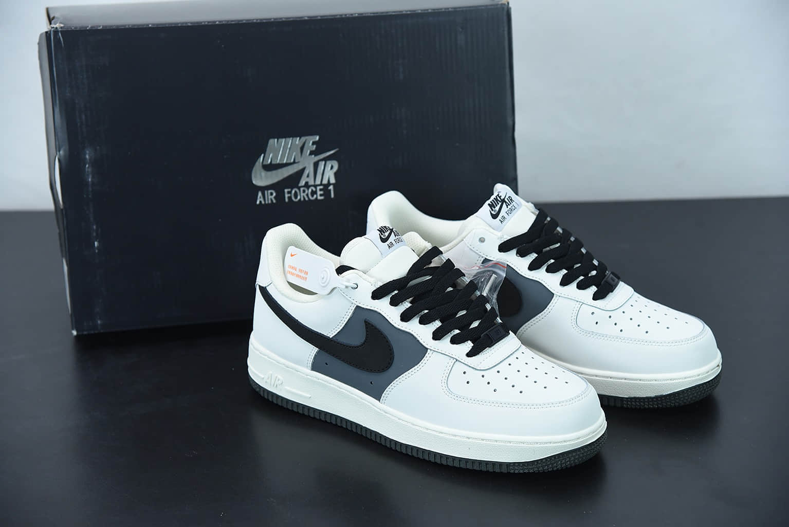 耐克 Nike Air Force 1 Low '07 “米白碳灰拼接”低帮空军一号休闲板鞋纯原版本 货号：CL2026-113