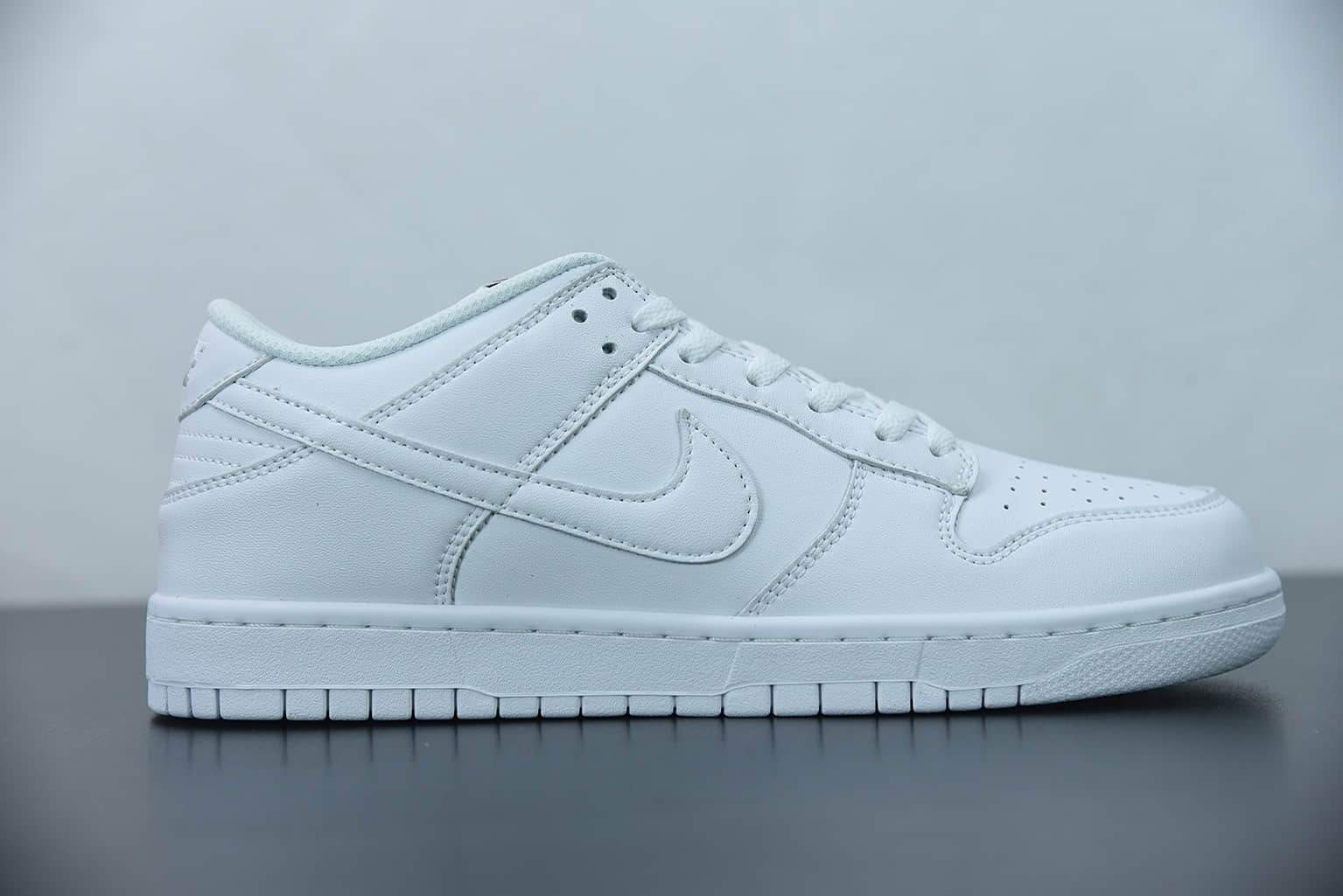 耐克 Nike SB Dunk Low Prm 纯白配色SB扣碎篮板时尚休闲板鞋纯原版本 货号：DD1503-109