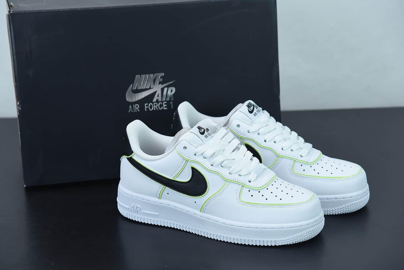 耐克 Nike Air Force 1 Low '07 “黑白夜光”低帮空军一号休闲板鞋纯原版本 货号：CW2288-304