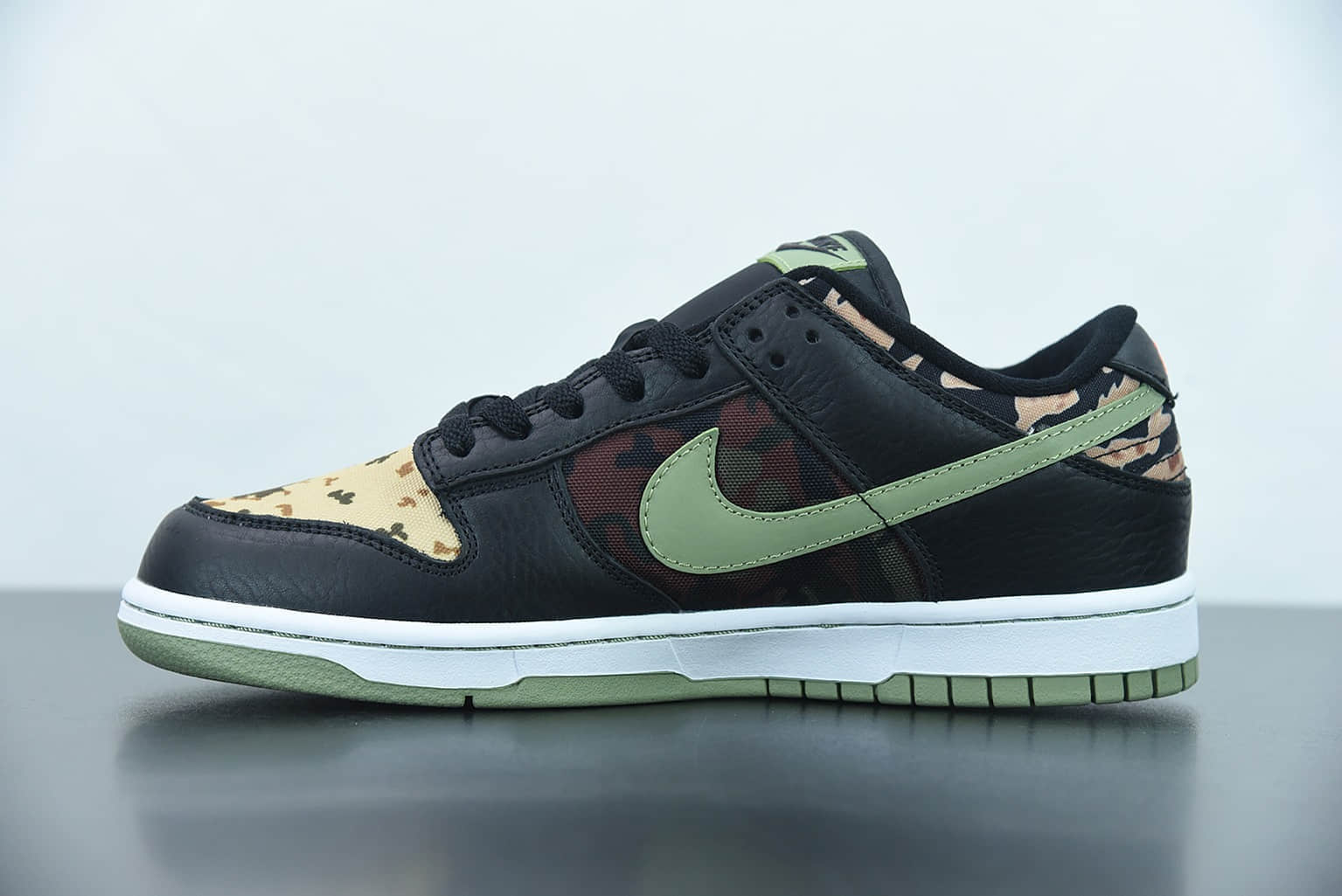 耐克 Nike SB Dunk Low “Black Multi-Camo” 迷彩不对称鸳鸯黑迷彩低帮运动休闲板鞋纯原版本 货号：DH0957-001