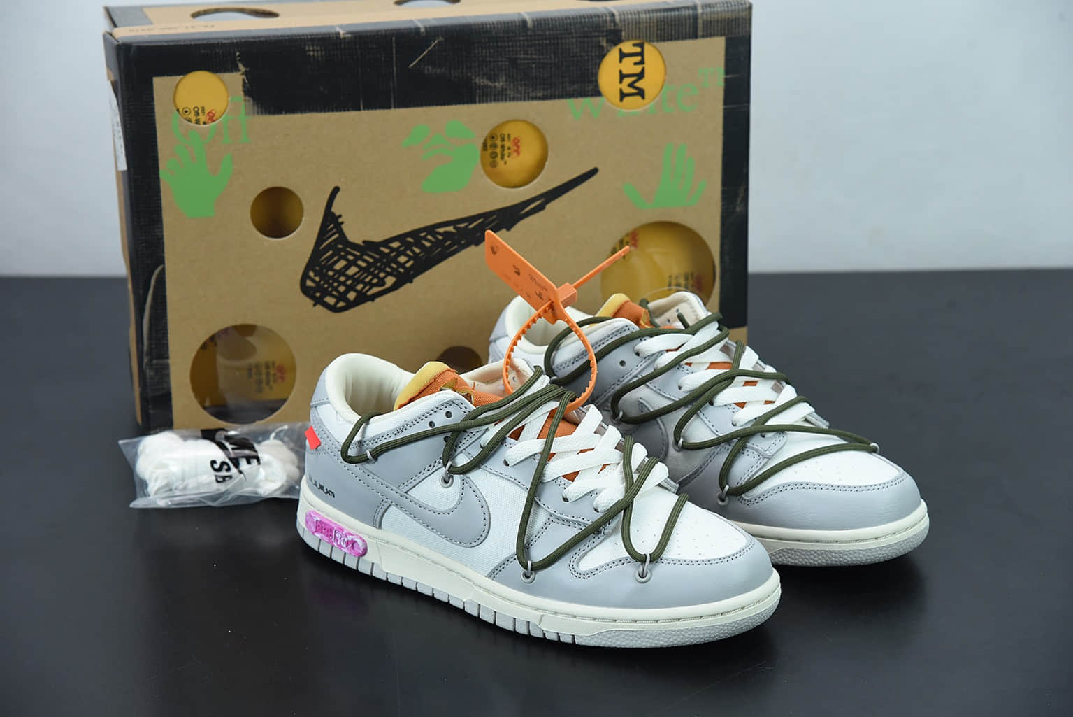 耐克 Nike Off-White x Nk Dunk Low OW 灰色墨绿色粉标“2250”SB扣碎篮板时尚休闲板鞋纯原版本 货号： DM1602-124