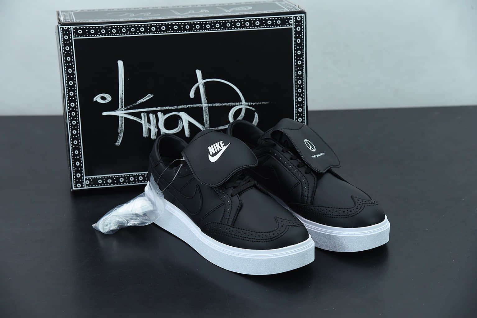 耐克 Nike PEACEMINUSONE x Nk Kwondo 权志龙3.0黑色小雏菊联名板鞋纯原版本 货号：DH2482-001