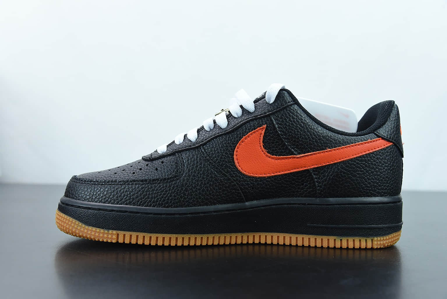 耐克 Nike Air Force 1'07 Low 生胶黑红空军一号荔枝纹低帮休闲板鞋纯原版本 货号：AA4082-001