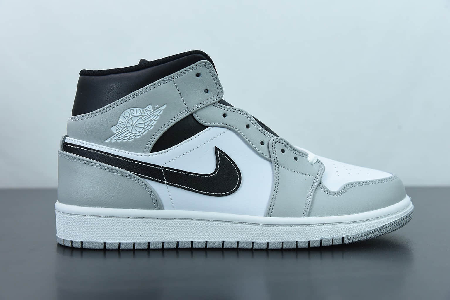 乔丹Air Jordan 1 Mid AJ1 冰蓝灰中邦休闲板鞋纯原版本 货号：554724-078