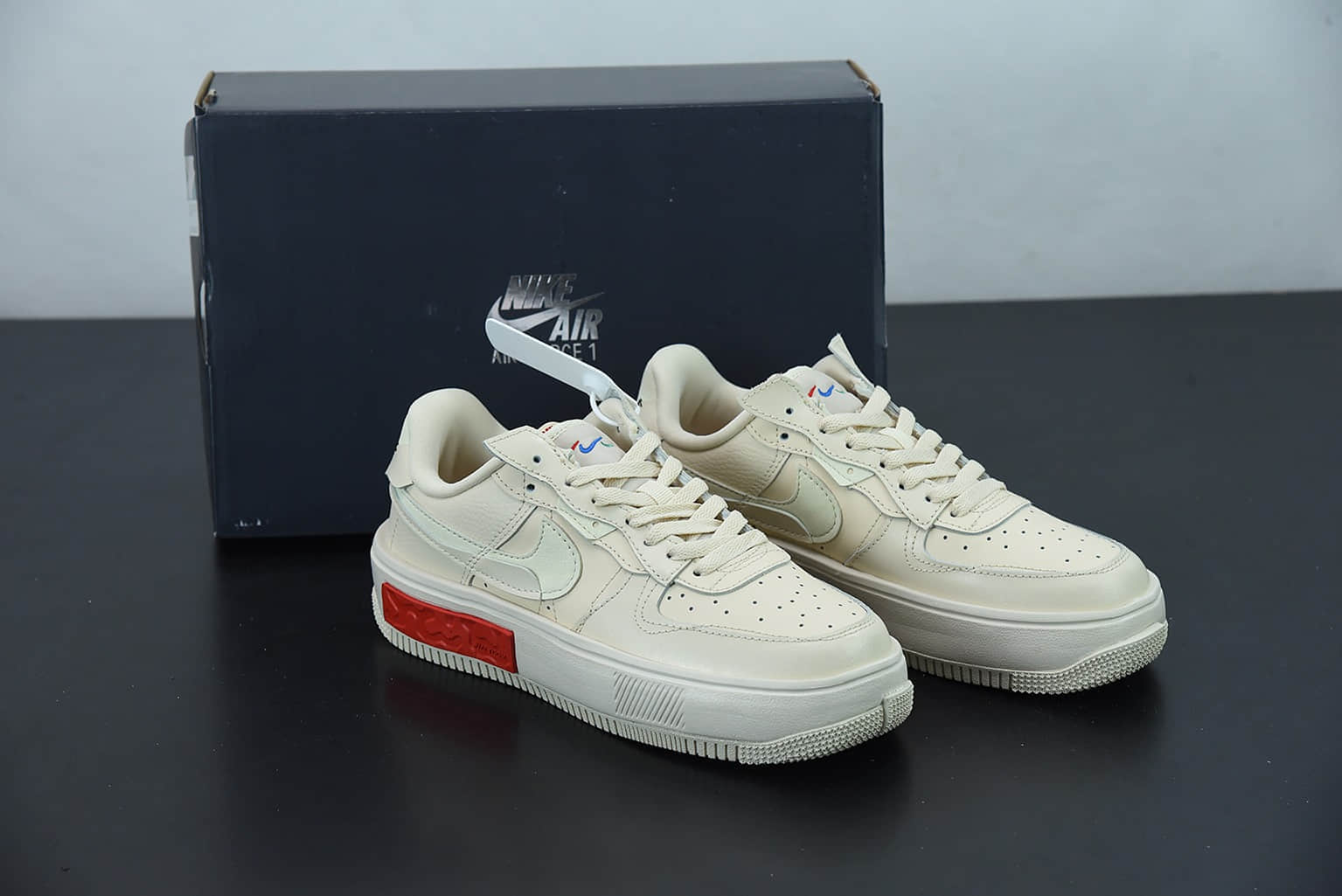 耐克Nike Air Force 1 Fontanka 全新时尚风米黄色空军一号低帮休闲板鞋纯原版本 货号：DA7024-200