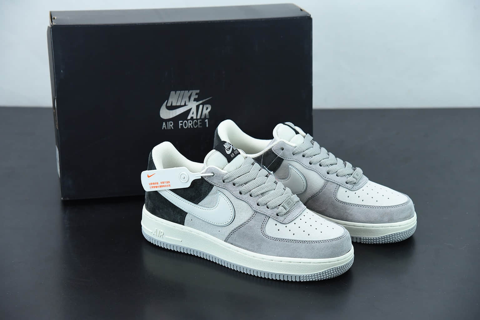 耐克 Nike Air Force 1 Low 白灰拼接麂皮配色空军一号低帮休闲板鞋纯原版本 货号：DW0831-896