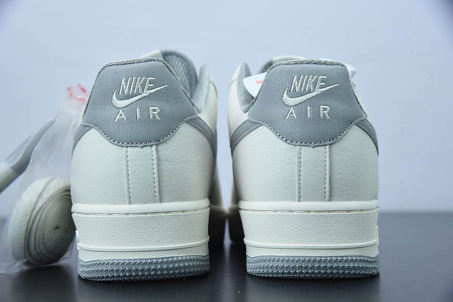 耐克 Nike Air Force 1'07 Low MORE THAN米白灰签名涂鸦空军一号低帮休闲板鞋纯原版本 货号：NK6369-566