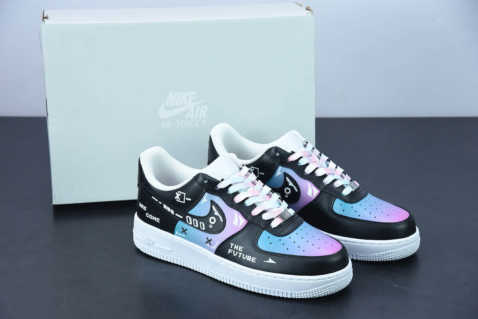 耐克 Nike AF 1'07 Low 赛博朋克黑武士电玩像素空军一号低帮休闲运动板鞋纯原版本 货号：CW2288-111