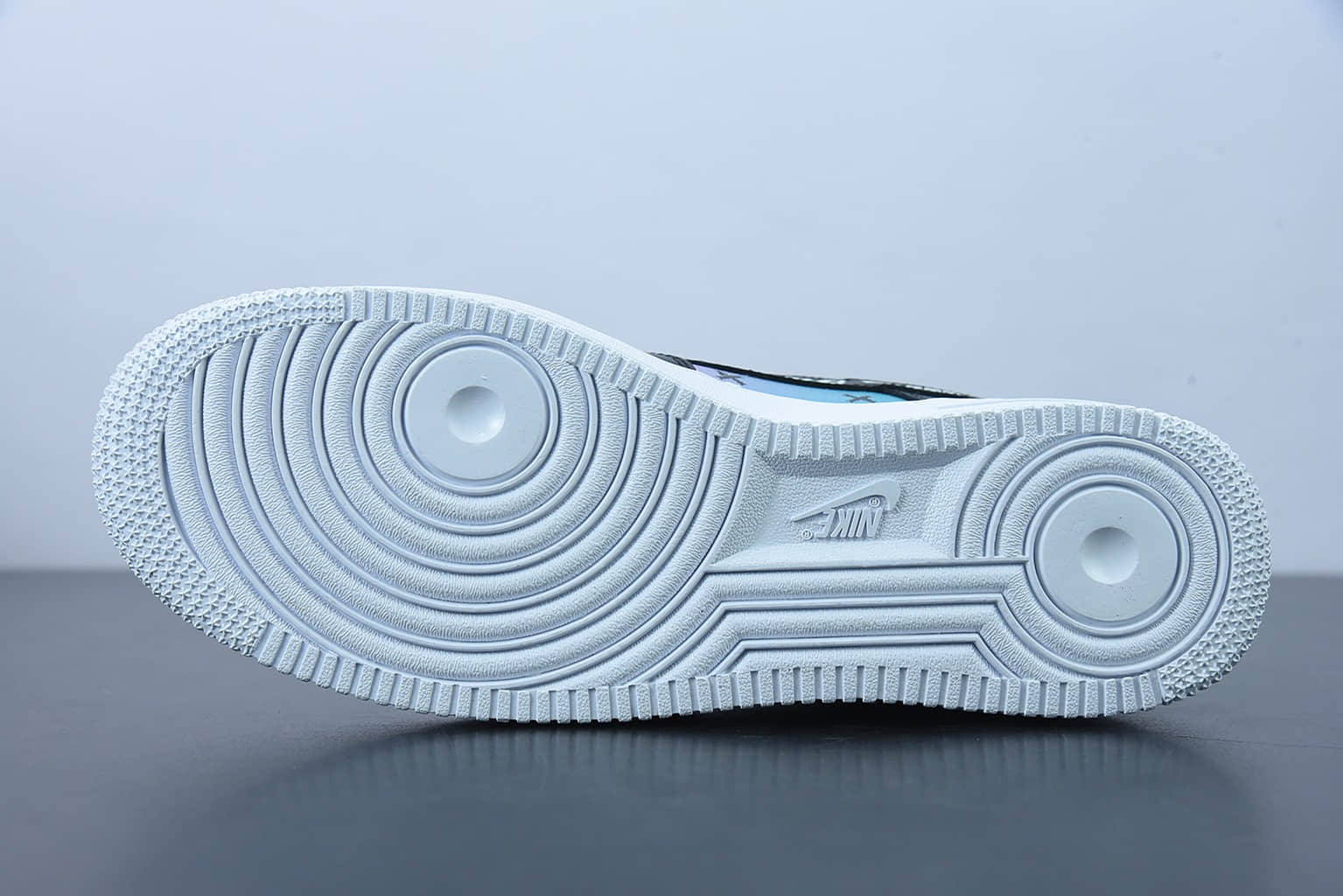 耐克 Nike AF 1'07 Low 赛博朋克黑武士电玩像素空军一号低帮休闲运动板鞋纯原版本 货号：CW2288-111