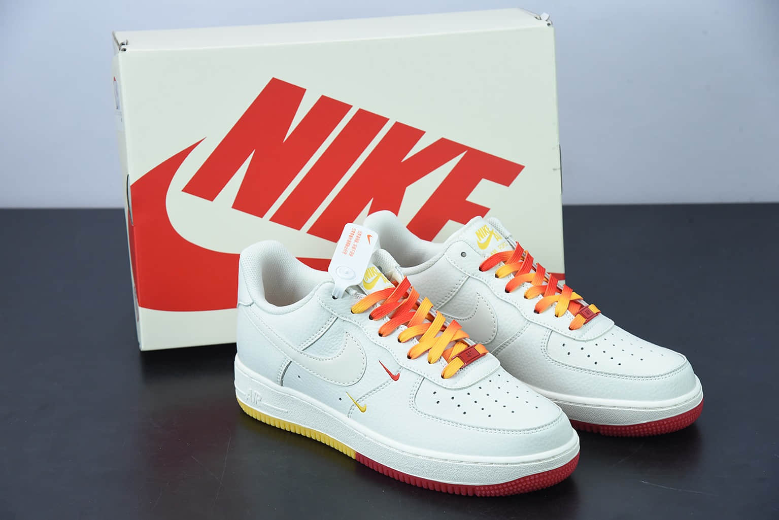 耐克 Nike Air Force 1'07 Low 米红黄 菲尼克斯太阳队城市限定空军一号低帮休闲板鞋纯原版本 货号：HQ8863-996