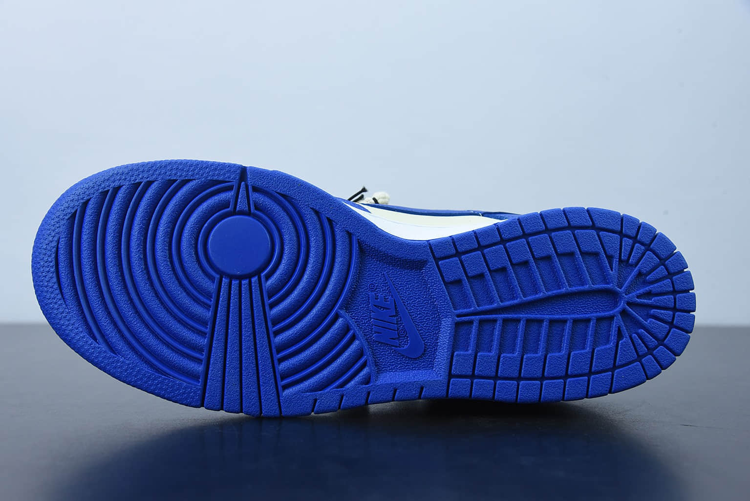 耐克 Nike Dunk Low “Retro”解构鞋带复古腰果花Dunk Low “Retro”解构鞋带复古腰果花米色闪电蓝低帮休闲板鞋纯原版本 货号：DD1391-001