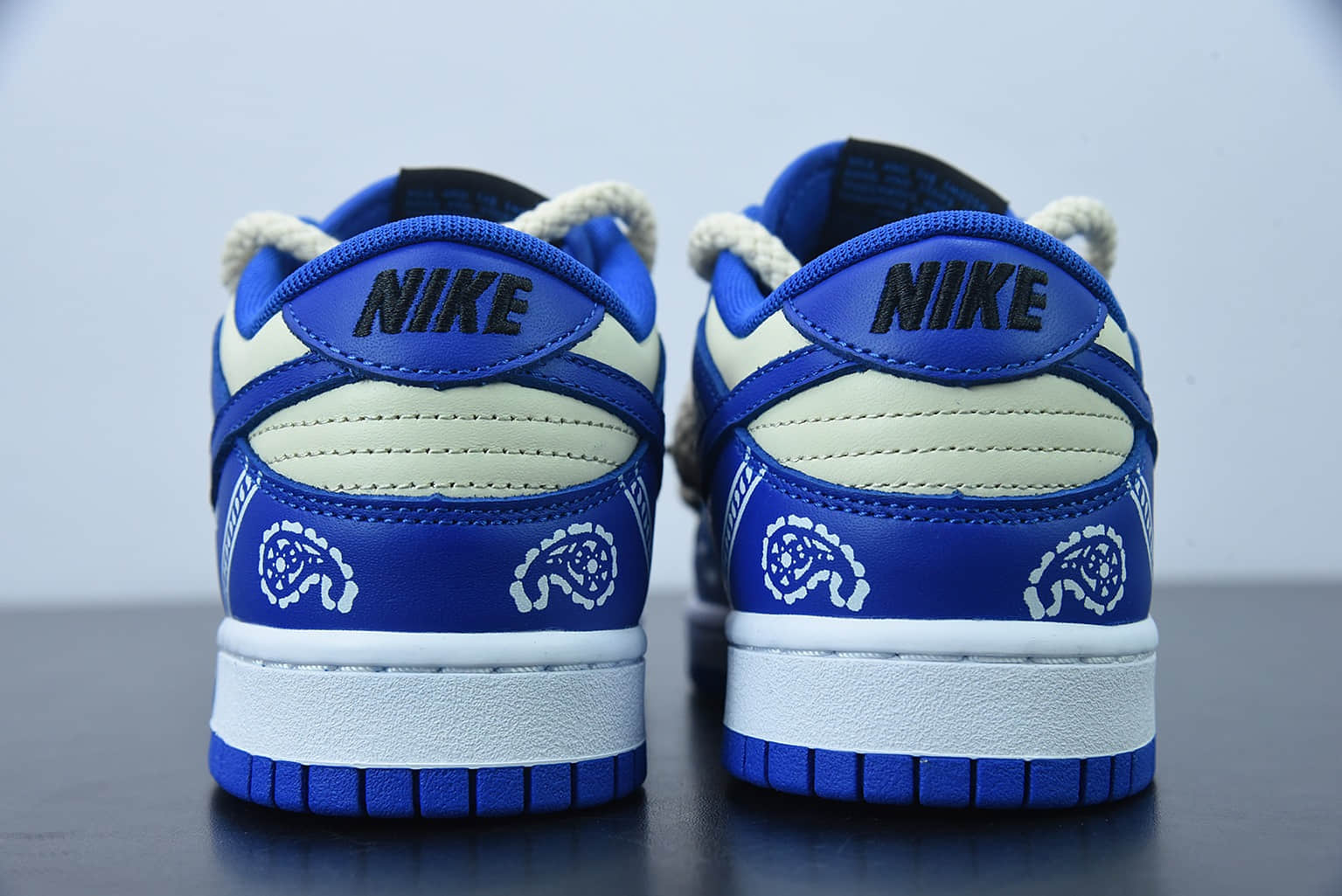 耐克 Nike Dunk Low “Retro”解构鞋带复古腰果花Dunk Low “Retro”解构鞋带复古腰果花米色闪电蓝低帮休闲板鞋纯原版本 货号：DD1391-001