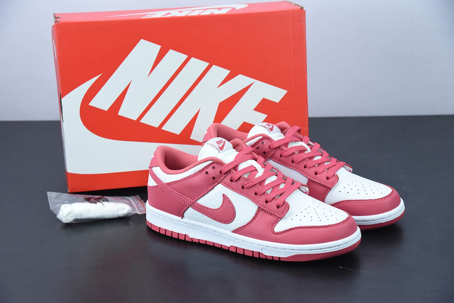 耐克 Nike SB Dunk Low Archeo Pink玫瑰粉低帮休闲运动滑板板鞋纯原版本 货号：DD1503-111