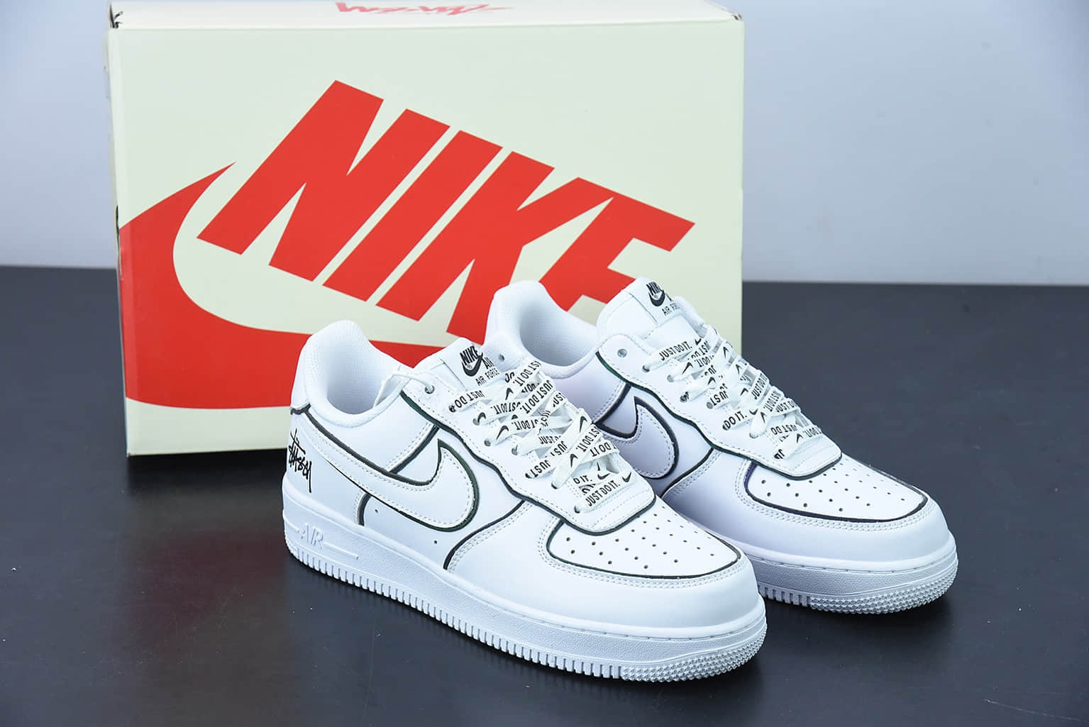 耐克 Nike Stussy x Nk AF 1 Low 斯图西联名白炫彩反光满天星空军一号低帮休闲板鞋纯原版本 货号：BQ6425-109