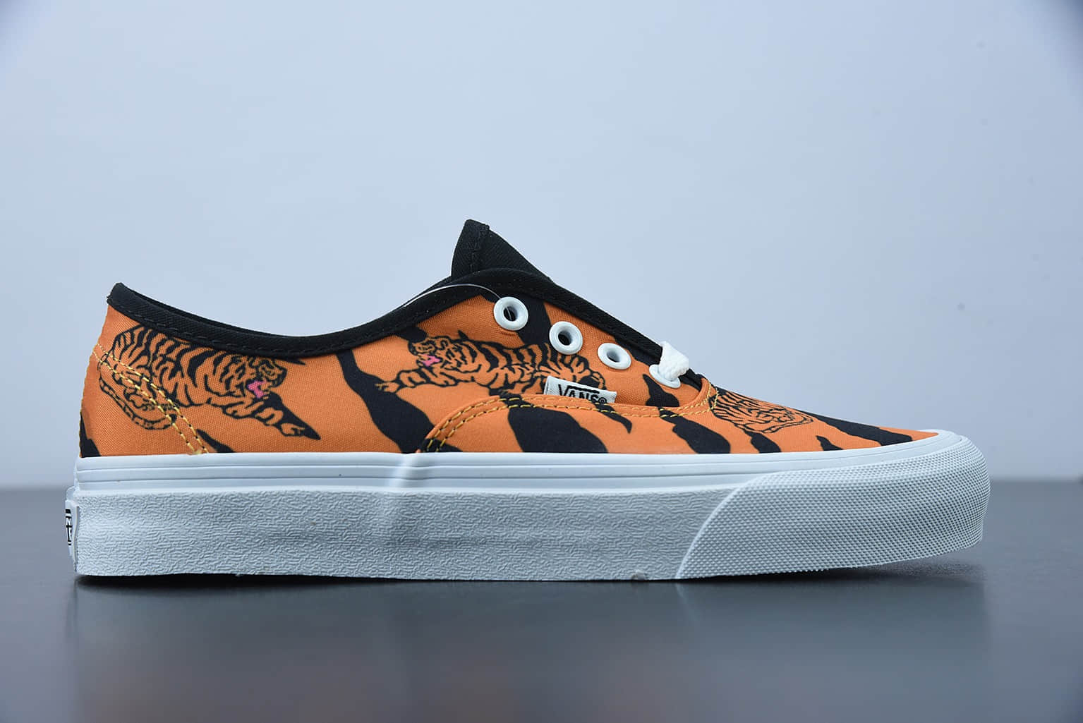 万斯 Vans Style 36 万斯虎年限定低帮休闲板鞋纯原版本 货号：VN0A5RD0RA