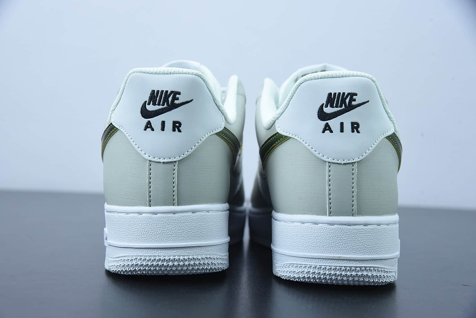 耐克 Nike Air Force 1 ’07 Low 白金空军一号低帮百搭休闲运动板鞋纯原版本 货号：DC9029-100