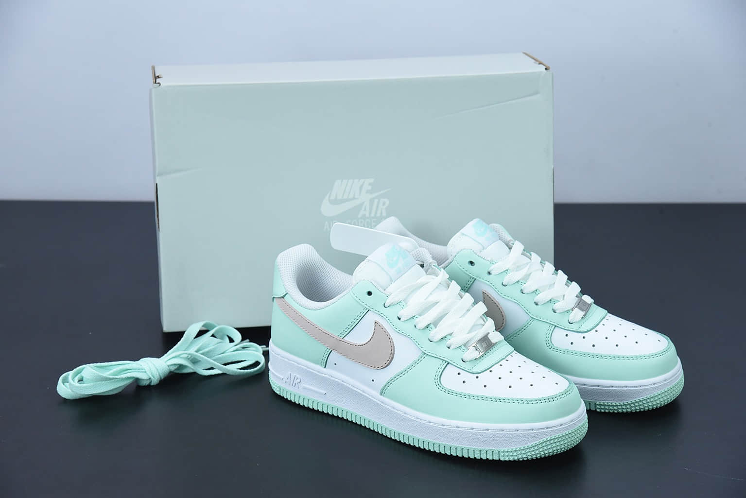 耐克Nike Air Force 1 Low 空军一号白绿灰色薄荷绿色嫩巴黎环保主义系列低帮百搭休闲运动板鞋纯原版本 货号：AA1726-111