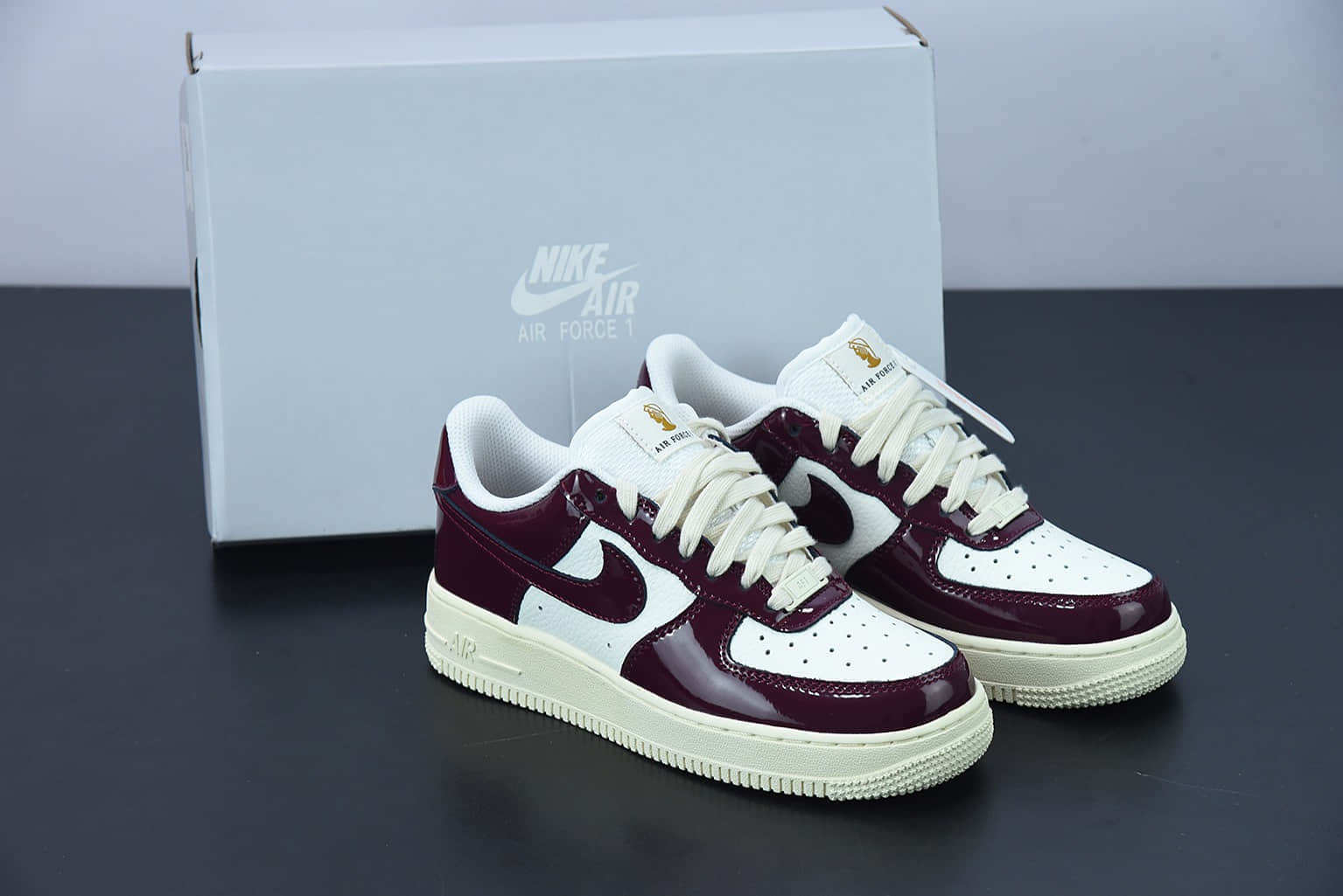 耐克 Nike Air Force1'07 Low 白酒红漆皮 空军一号低帮休闲板鞋纯原版本 货号：DQ8583-100