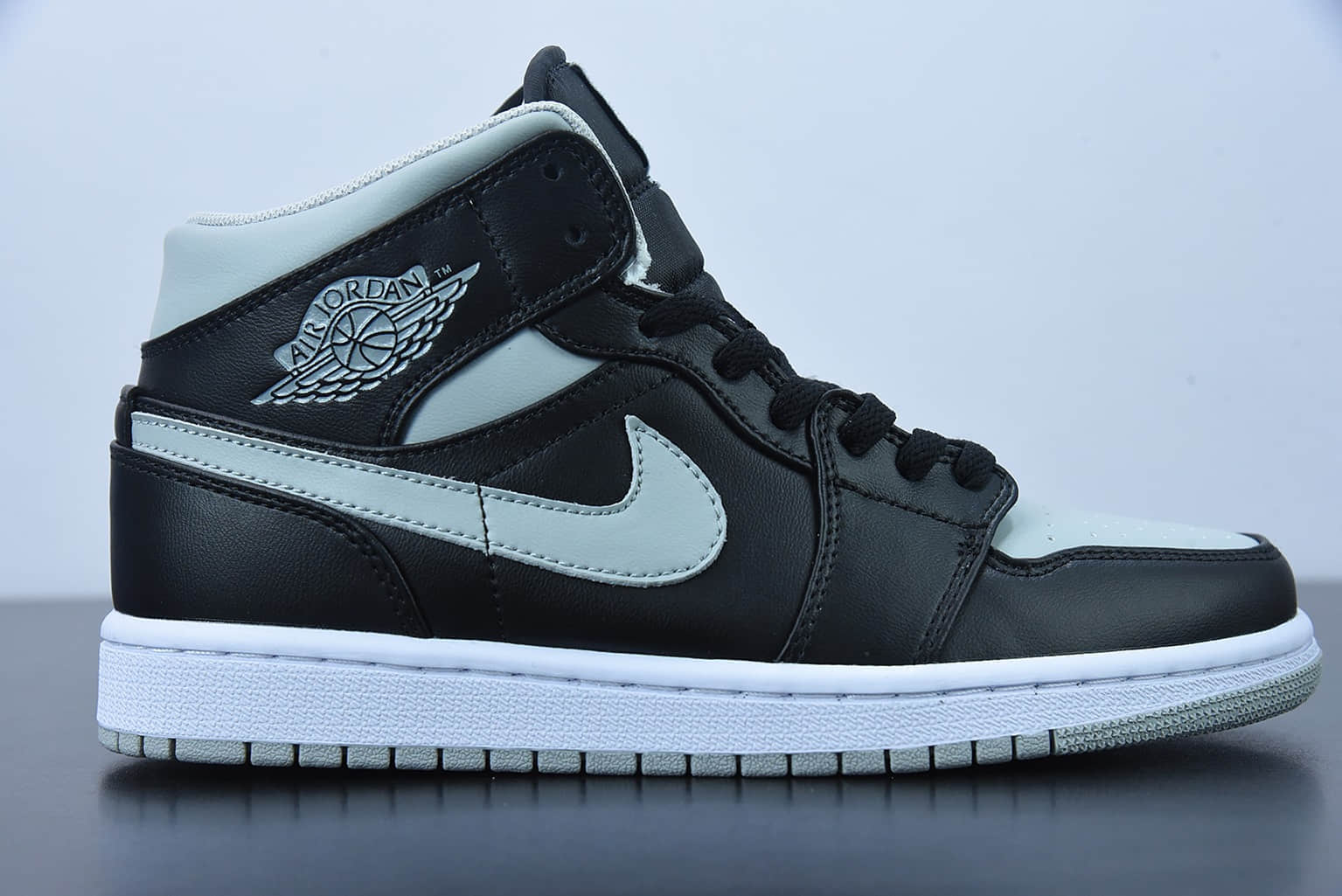 乔丹Air Jordan 1 Mid Shadow 中帮黑灰小影子篮球鞋纯原版本 货号：BQ6472-007